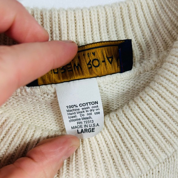 Vintage Cream Cadillac Crew Neck Sweater 100% Cotton Andrew Rohan Large - Picture 4 of 5